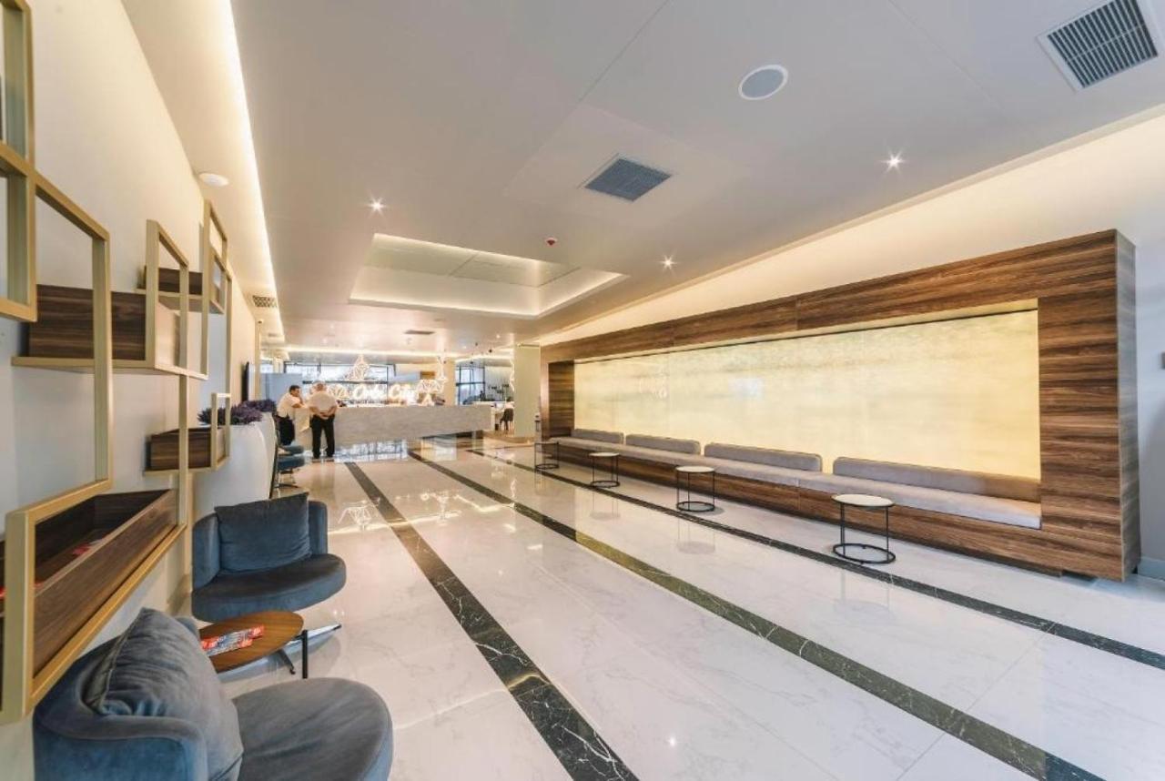 Elegance Sea View Aparthotel In Orbi City Batumi Exterior foto