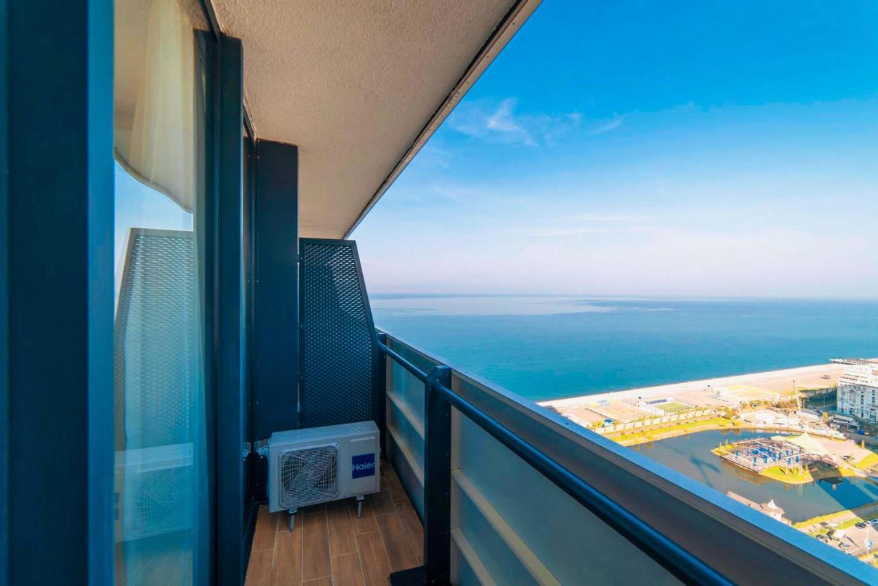 Elegance Sea View Aparthotel In Orbi City Batumi Exterior foto