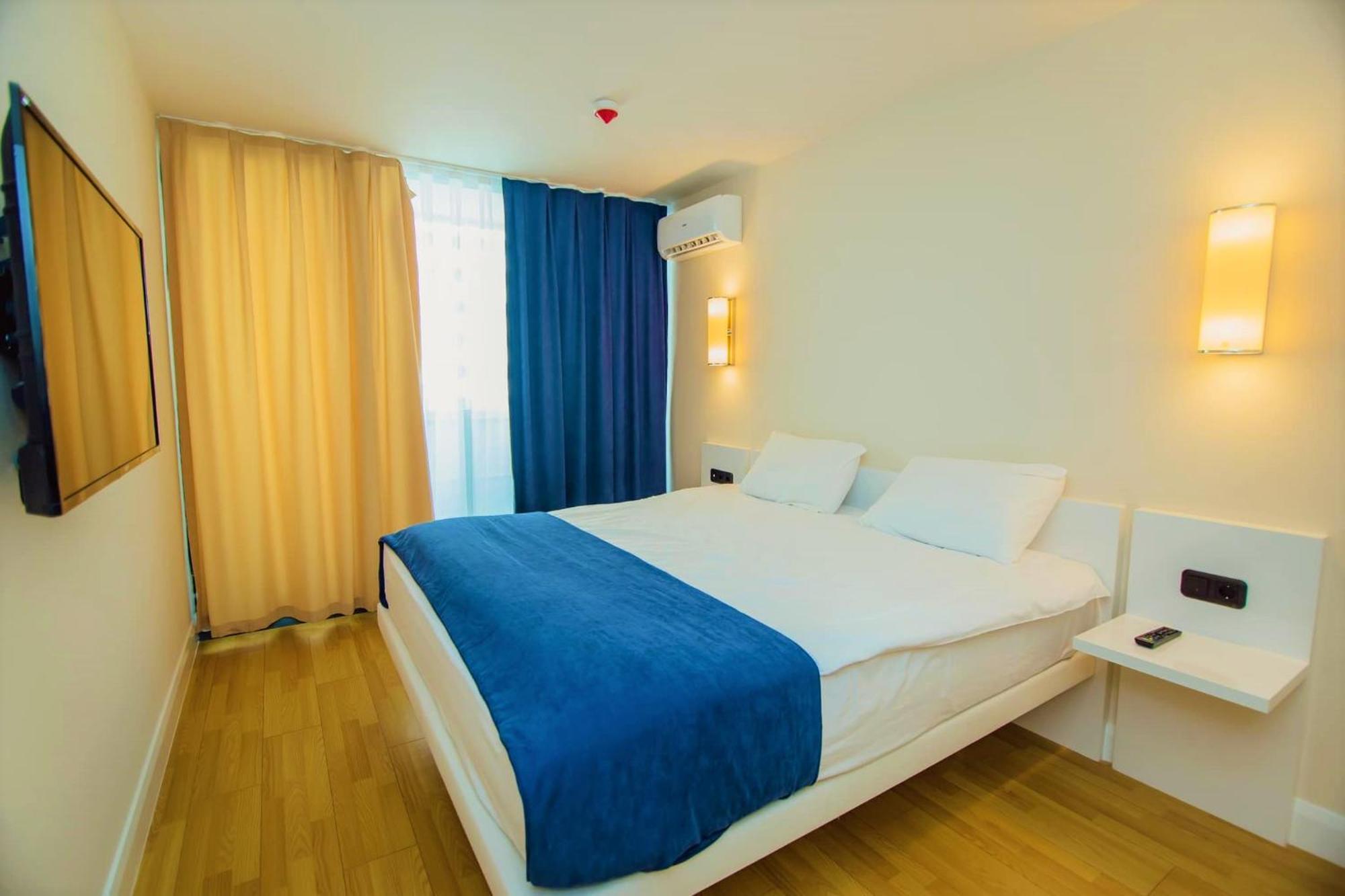Elegance Sea View Aparthotel In Orbi City Batumi Exterior foto